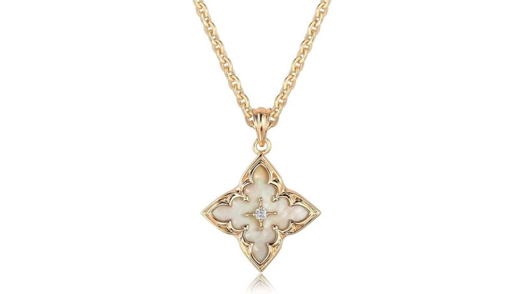 gold clover necklace pendant